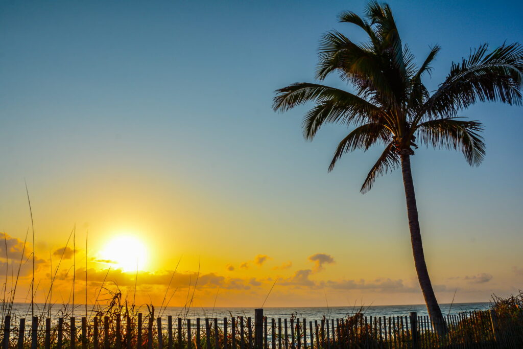 Fort Myers concierge care doctor cash pay holistic longevity medicine functional health doctor.